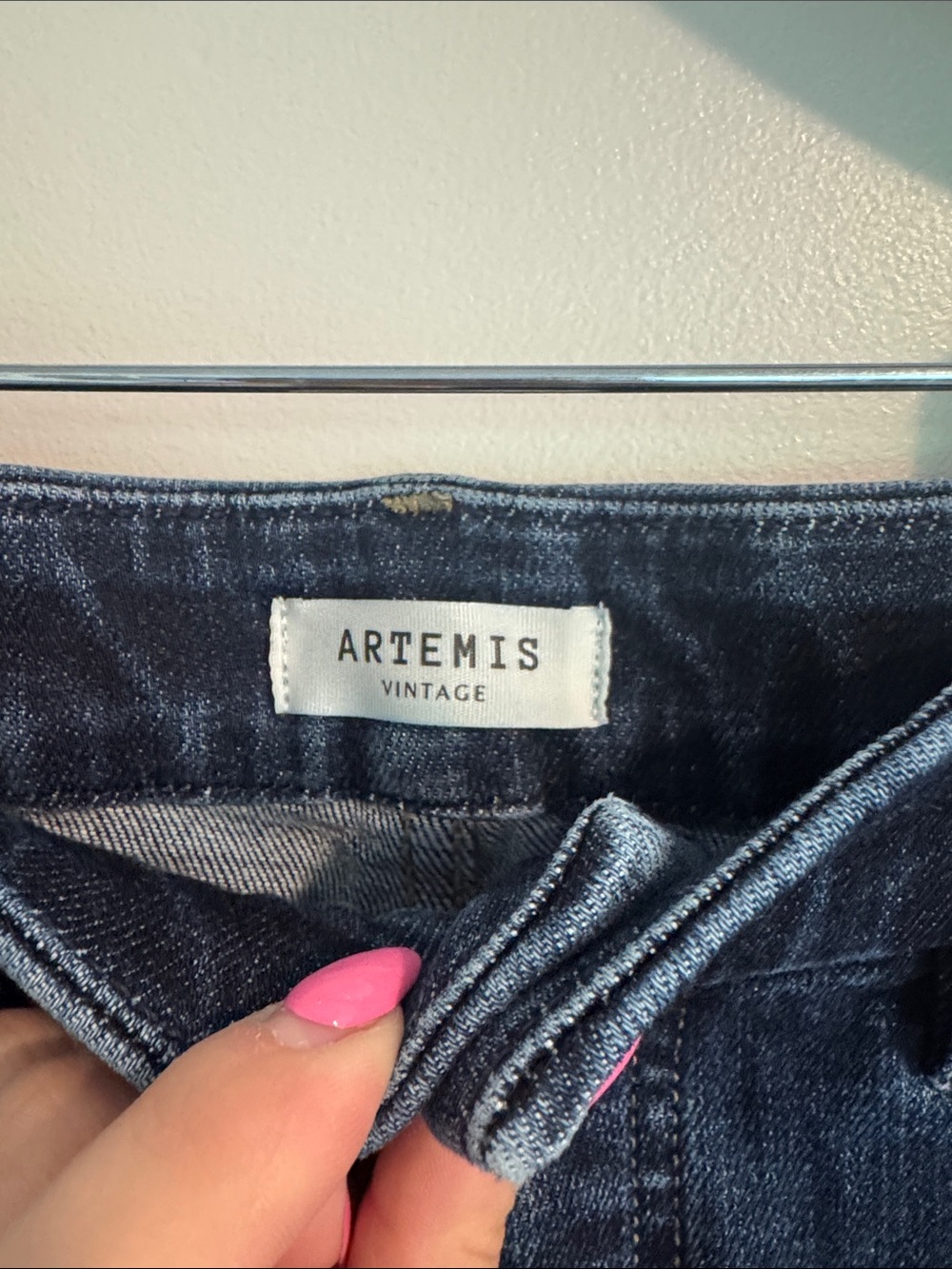 Artemis Vintage Jeans - Picture 2 of 5
